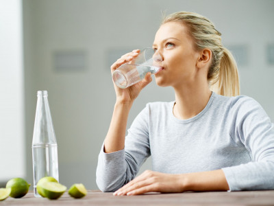 Minum Air Segera Setelah Makan, Baikkah?